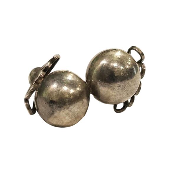 Vintage Sterling Silver Sphere Bypass Ring - Picture 2 of 5